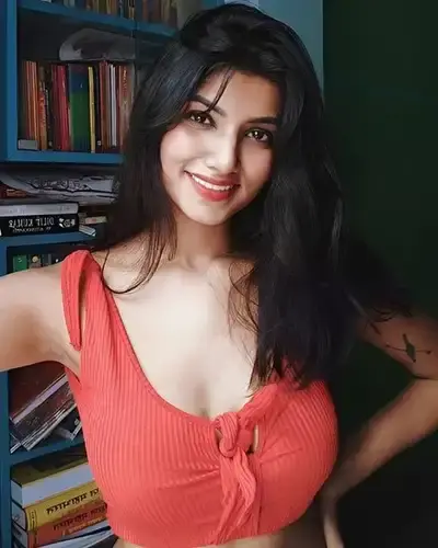 Escort Senapati